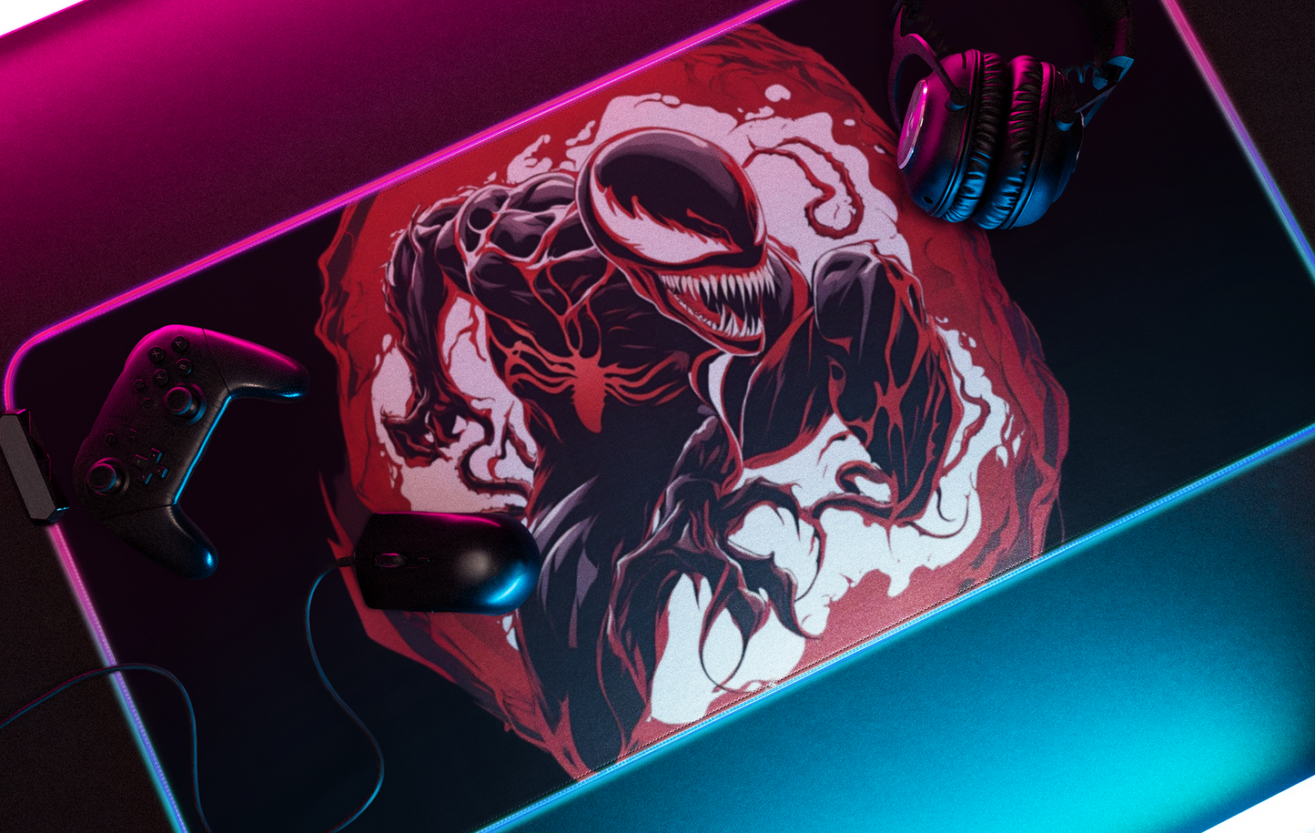 Red Venom Desk mat | 600 x 280 mm